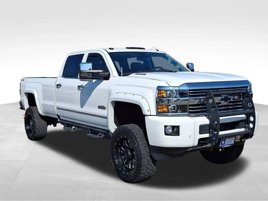 2016 Chevrolet Silverado 3500HD High Country photo 1