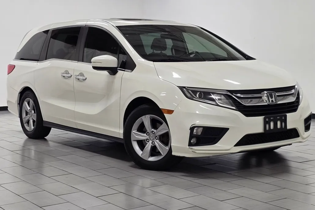 2019 Honda Odyssey EX-L photo 1