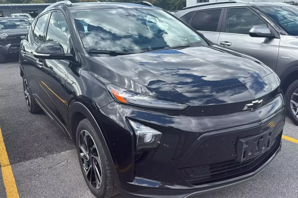 2022 Chevrolet Bolt EUV Premier photo 1
