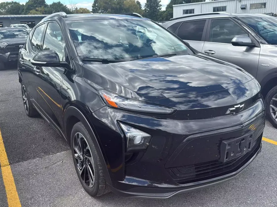 2022 Chevrolet Bolt EUV Premier photo 1