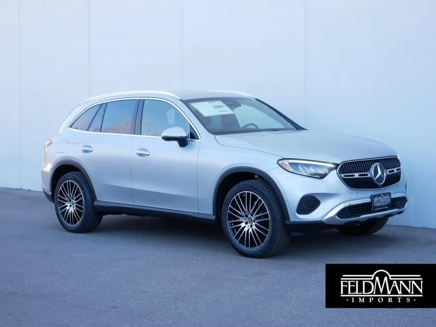 2025 Mercedes Benz GLC 300 4MATIC photo 1