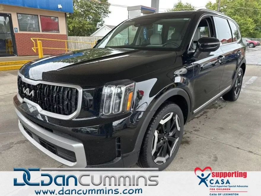 2023 Kia Telluride EX photo 1