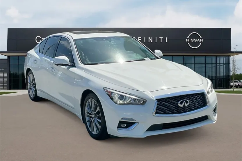 2022 Infiniti Q50 LUXE photo 1