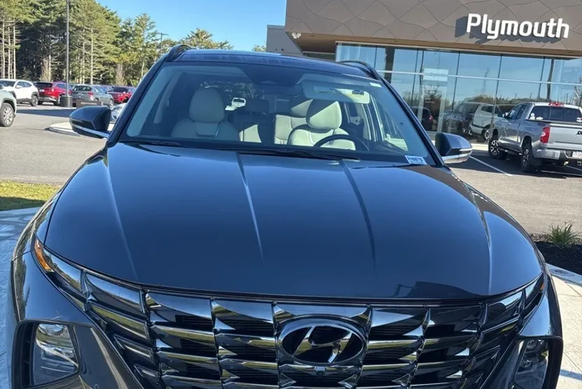 2024 Hyundai Tucson Limited photo 1