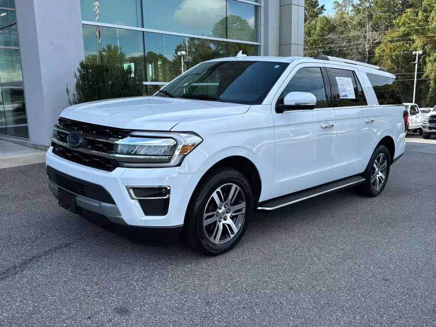 2023 Ford Expedition MAX Limited photo 1