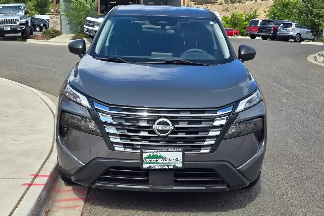 2024 Nissan Rogue S photo 1