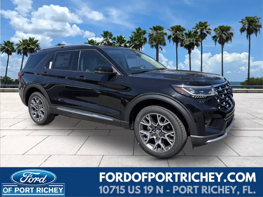 2025 Ford Explorer Platinum photo 1