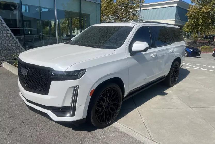 2024 Cadillac Escalade Sport Platinum photo 1