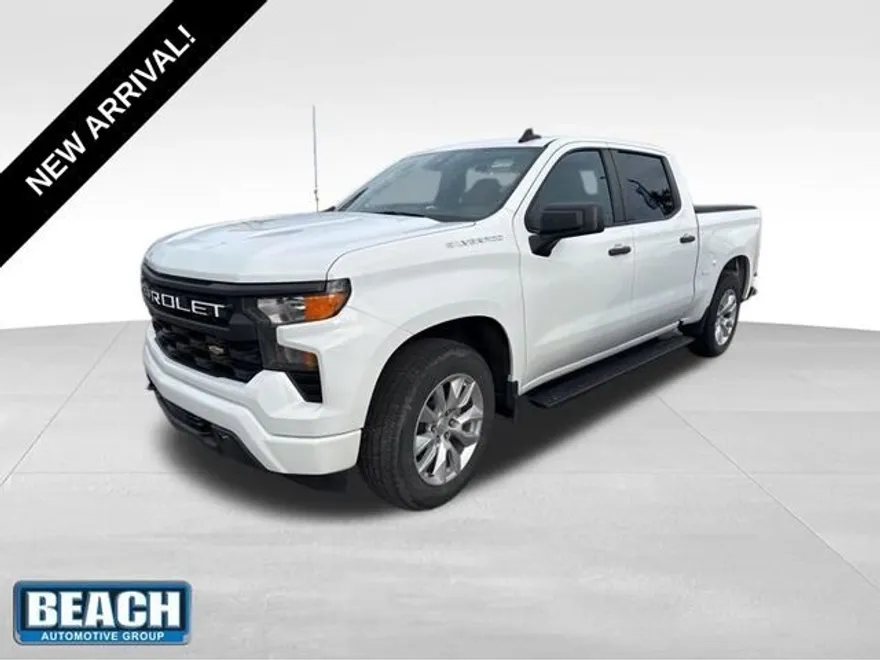 2022 Chevrolet Silverado 1500 Custom photo 1
