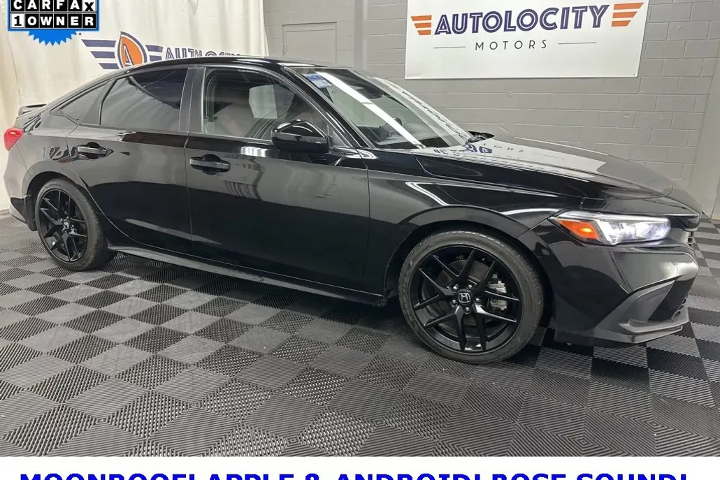 2023 Honda Civic Si photo 1