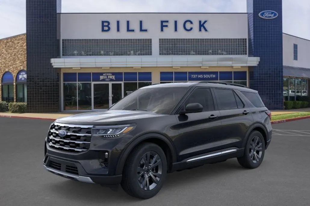 2025 Ford Explorer photo 1