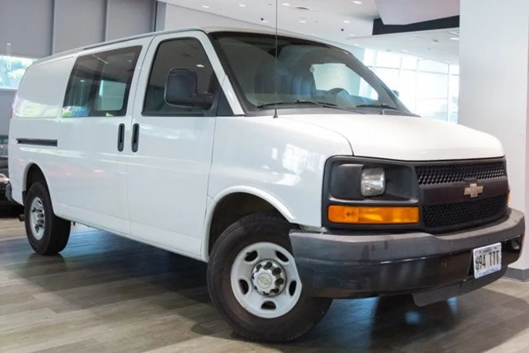 2012 Chevrolet Express Cargo Van 2500 photo 1