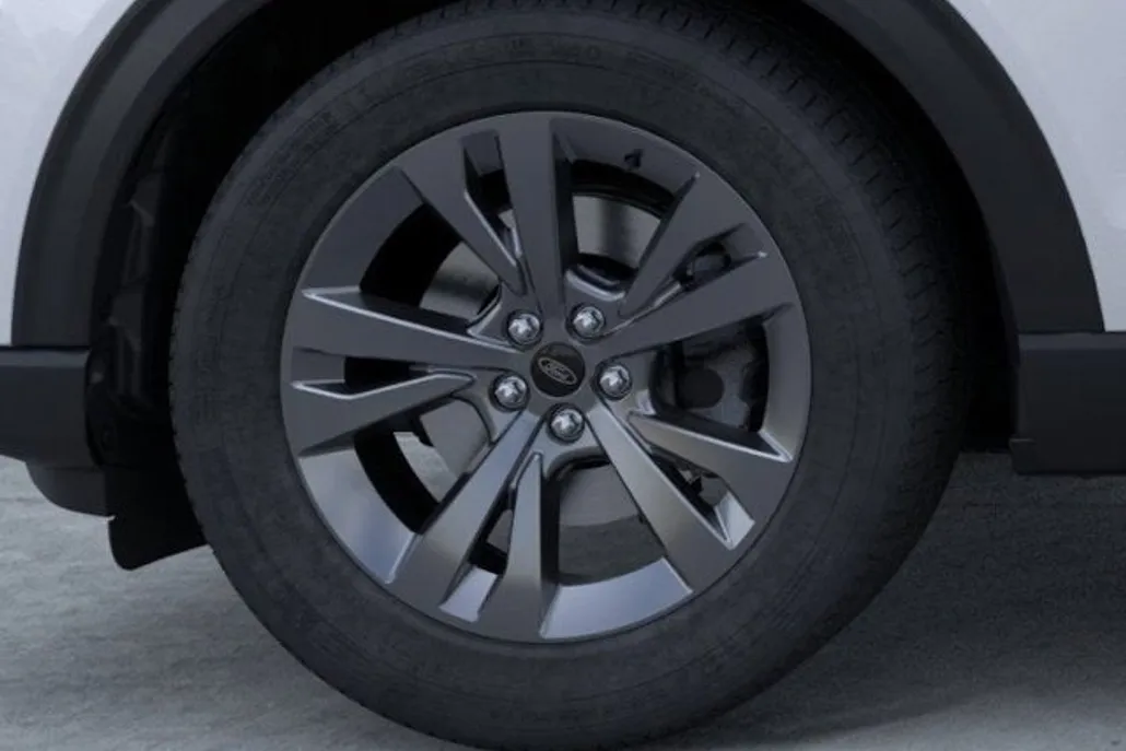 2025 Ford Explorer photo 1