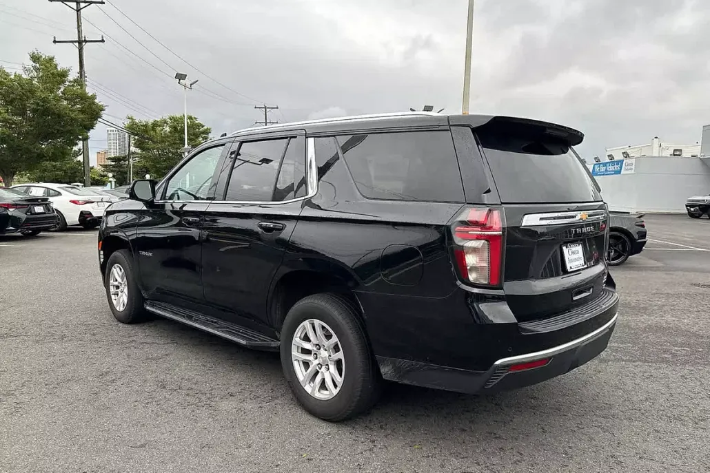 2022 Chevrolet Tahoe LT photo 1