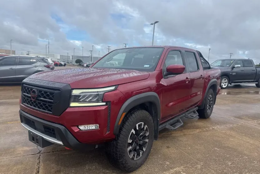 2022 Nissan Frontier PRO-4X photo 1