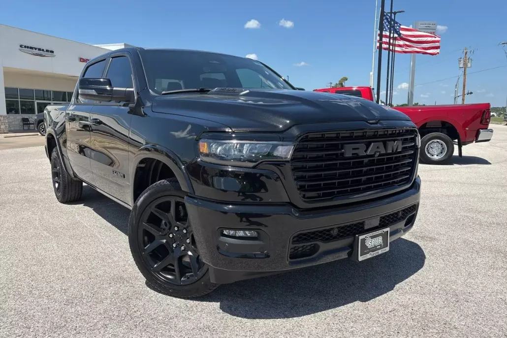 2026 Ram 1500 Laramie photo 1