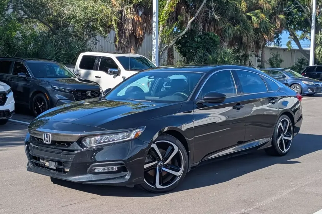 2019 Honda Accord Sport 1.5T photo 1
