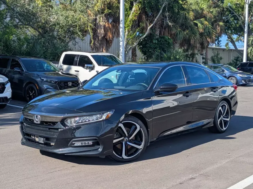 2019 Honda Accord Sport 1.5T photo 1
