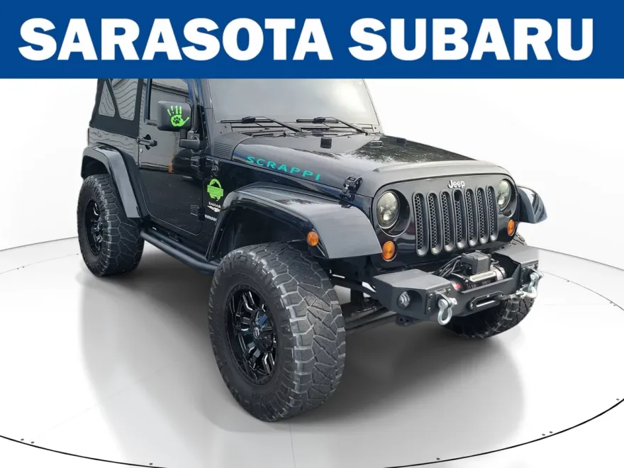 2012 Jeep Wrangler Sahara photo 1