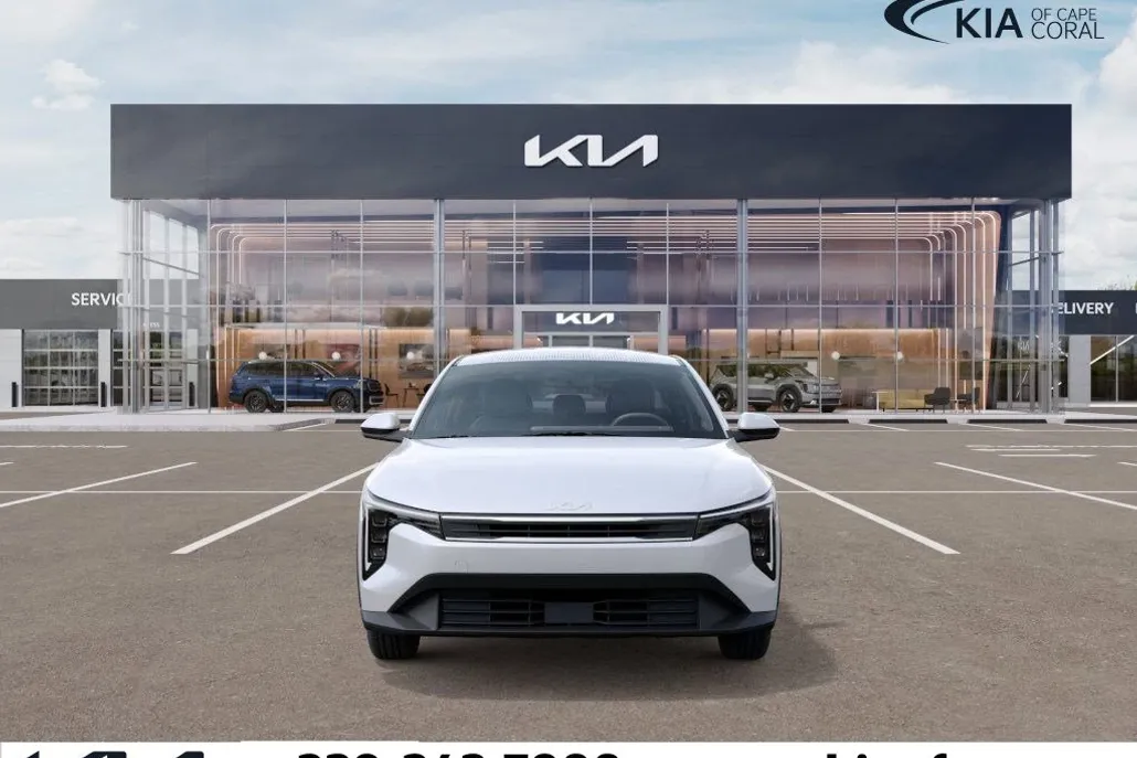 2025 Kia K4 LXS photo 1