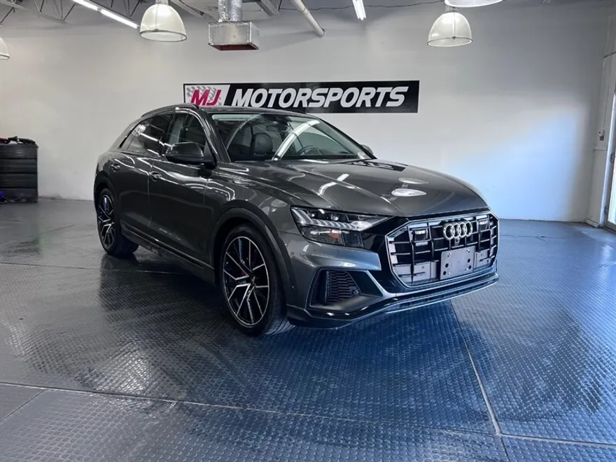 2019 Audi Q8 Prestige 55 photo 1