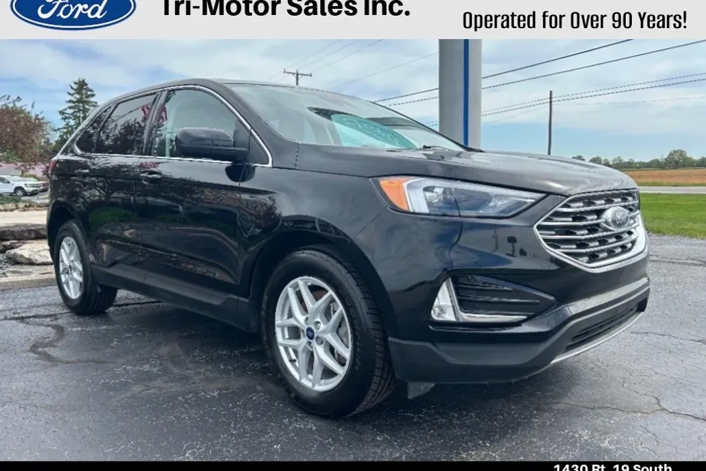 2022 Ford Edge SEL photo 1