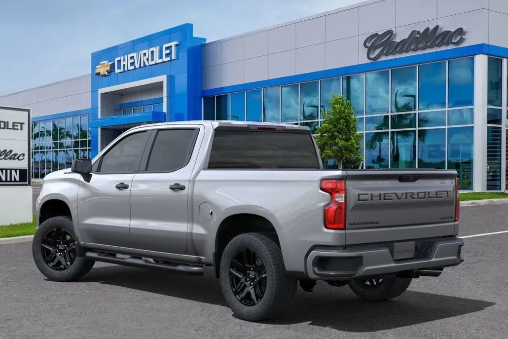 2025 Chevrolet Silverado 1500 Custom photo 1