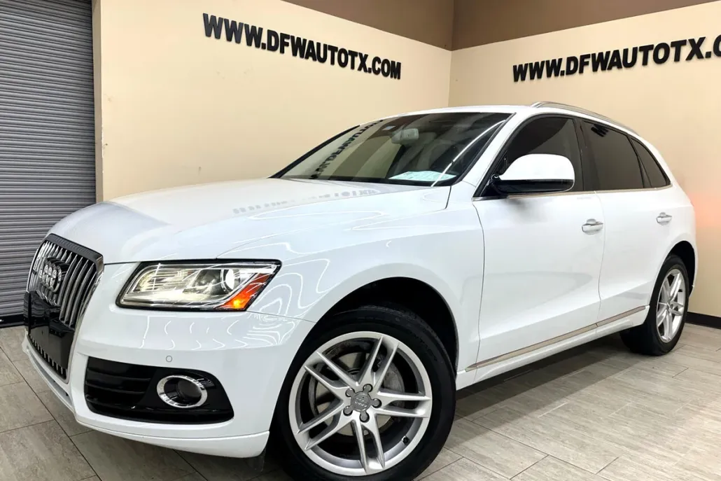 2016 Audi Q5 2.0T Premium Plus photo 1