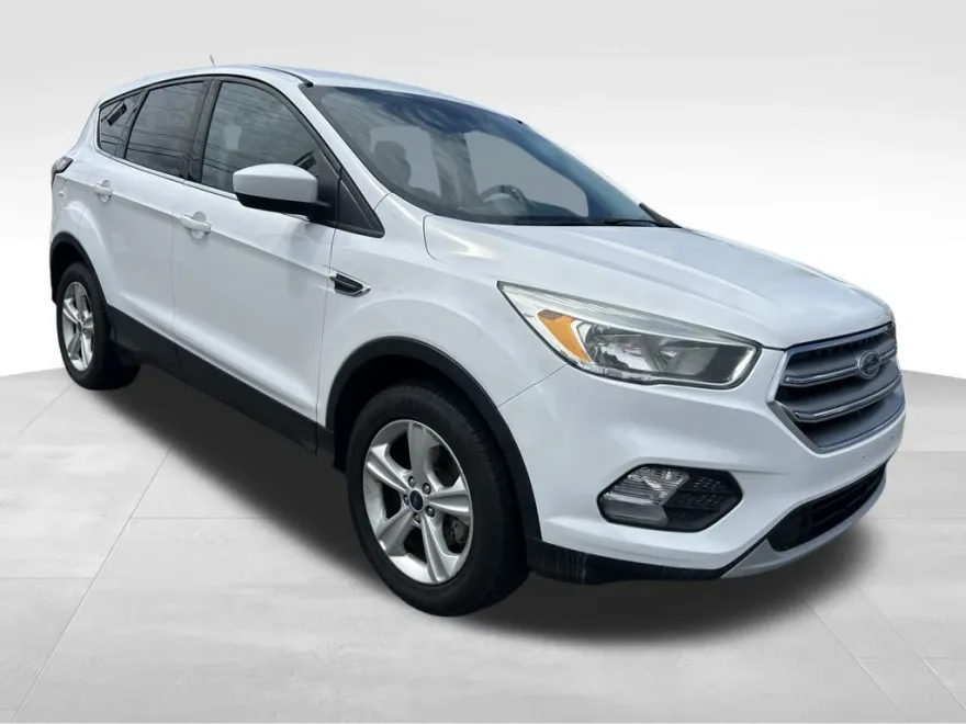 2017 Ford Escape SE photo 1