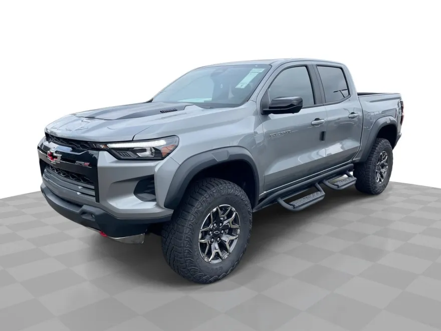 2025 Chevrolet Colorado ZR2 photo 1