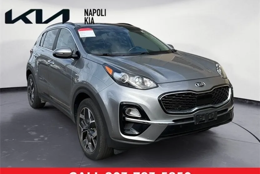 2022 Kia Sportage EX photo 1