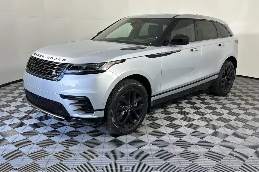2025 Land Rover Range Rover Velar SE photo 1