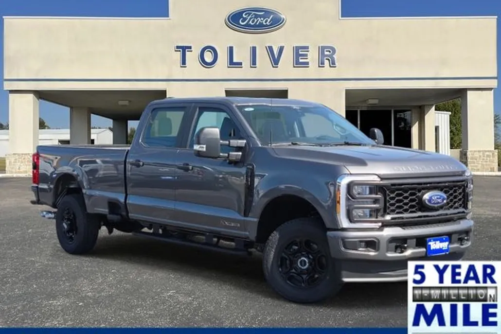 2025 Ford F-350 XL photo 1