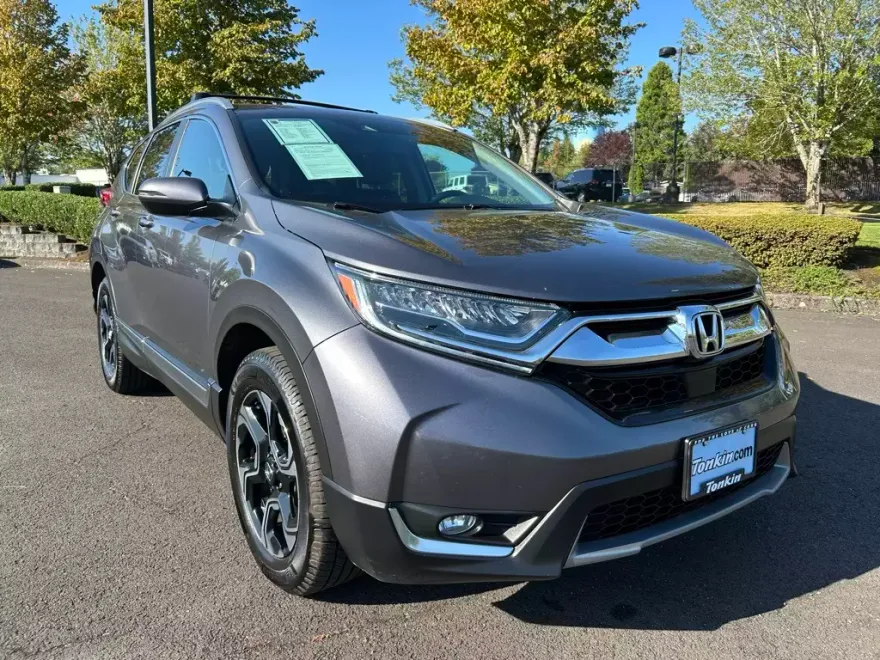 2018 Honda CR-V Touring photo 1