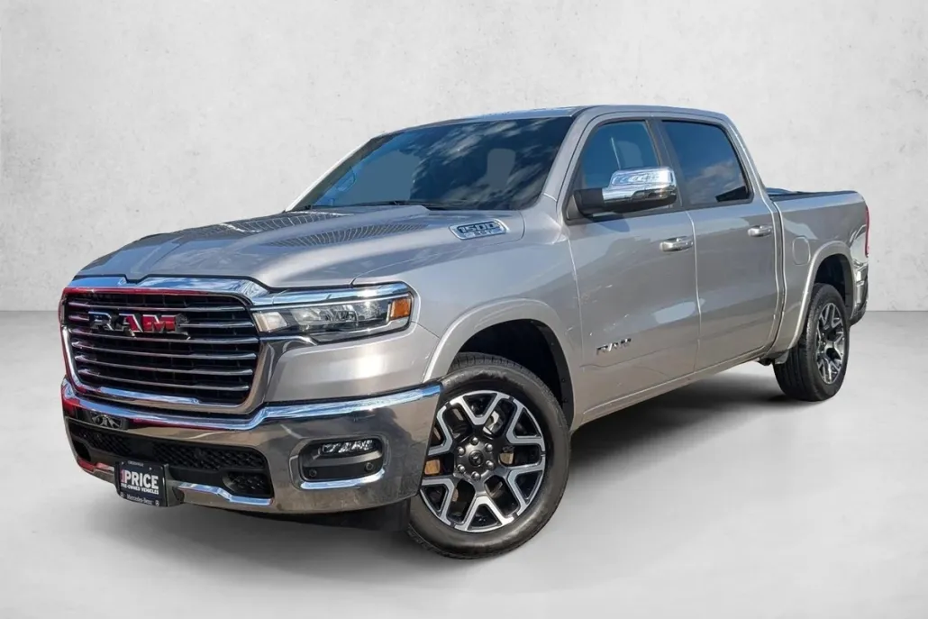 2025 Ram 1500 Laramie photo 1
