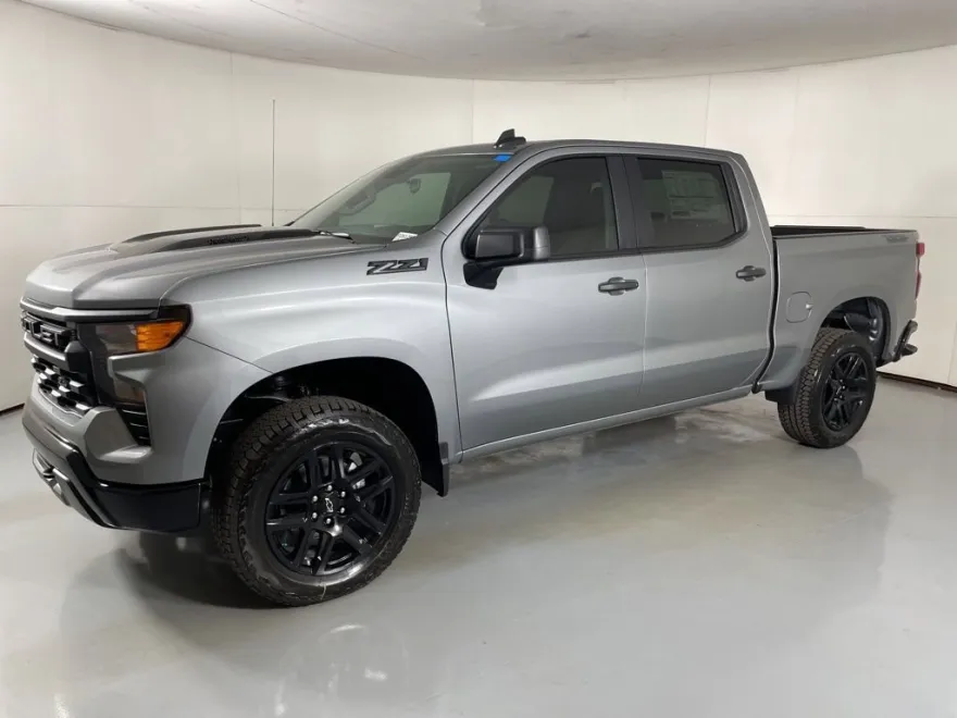 2026 Chevrolet Silverado 1500 Custom Trail Boss photo 1