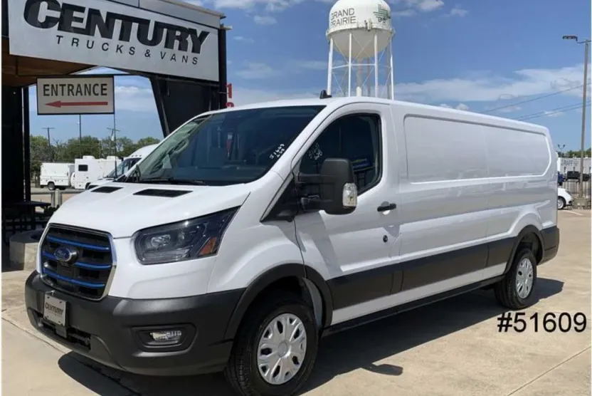 2025 Ford Transit photo 1