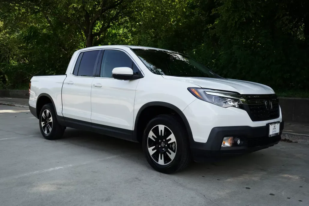 2020 Honda Ridgeline RTL photo 1
