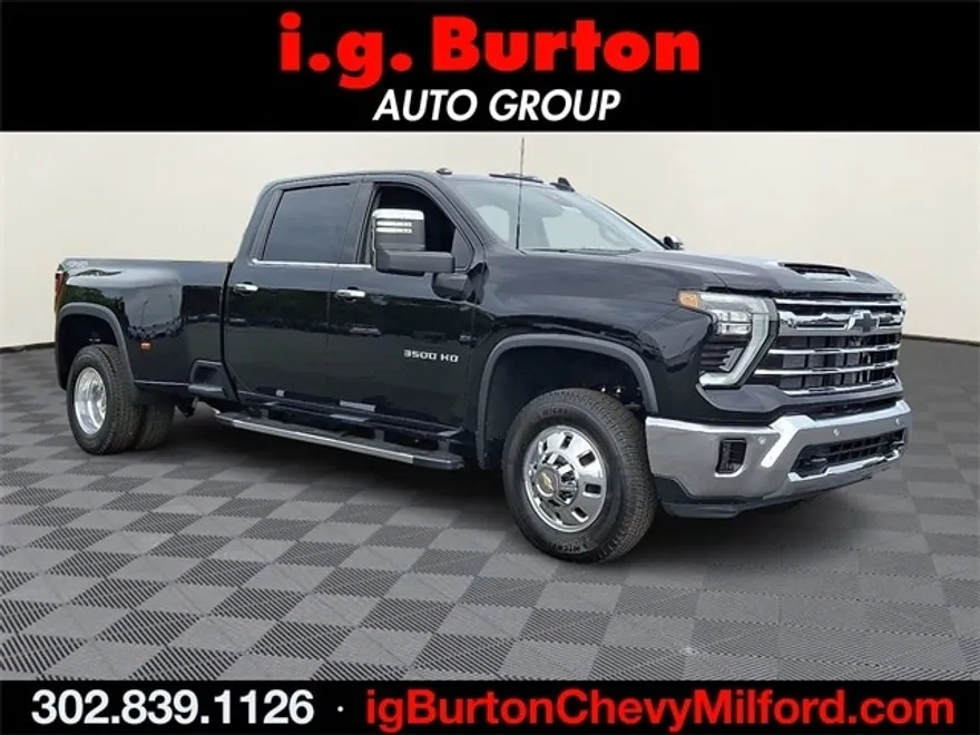 2026 Chevrolet Silverado 3500HD LTZ photo 1