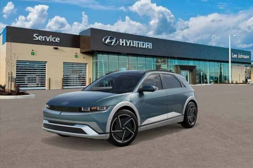 2025 Hyundai Ioniq 5 Limited photo 1