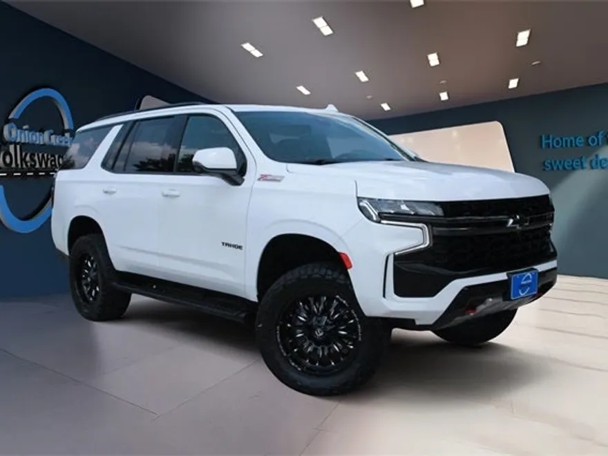 2021 Chevrolet Tahoe Z71 photo 1