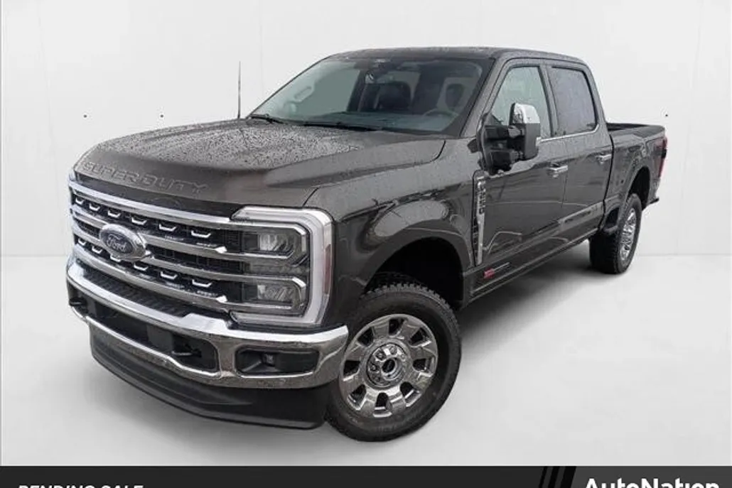 2025 Ford F-250 Lariat photo 1