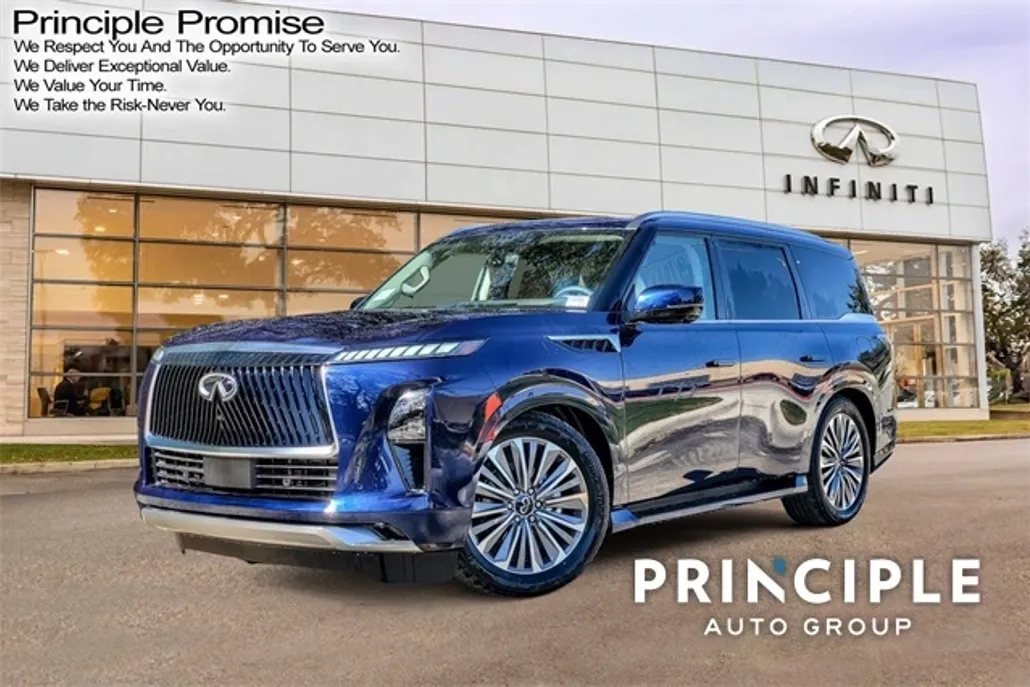2025 Infiniti QX80 Luxe photo 1