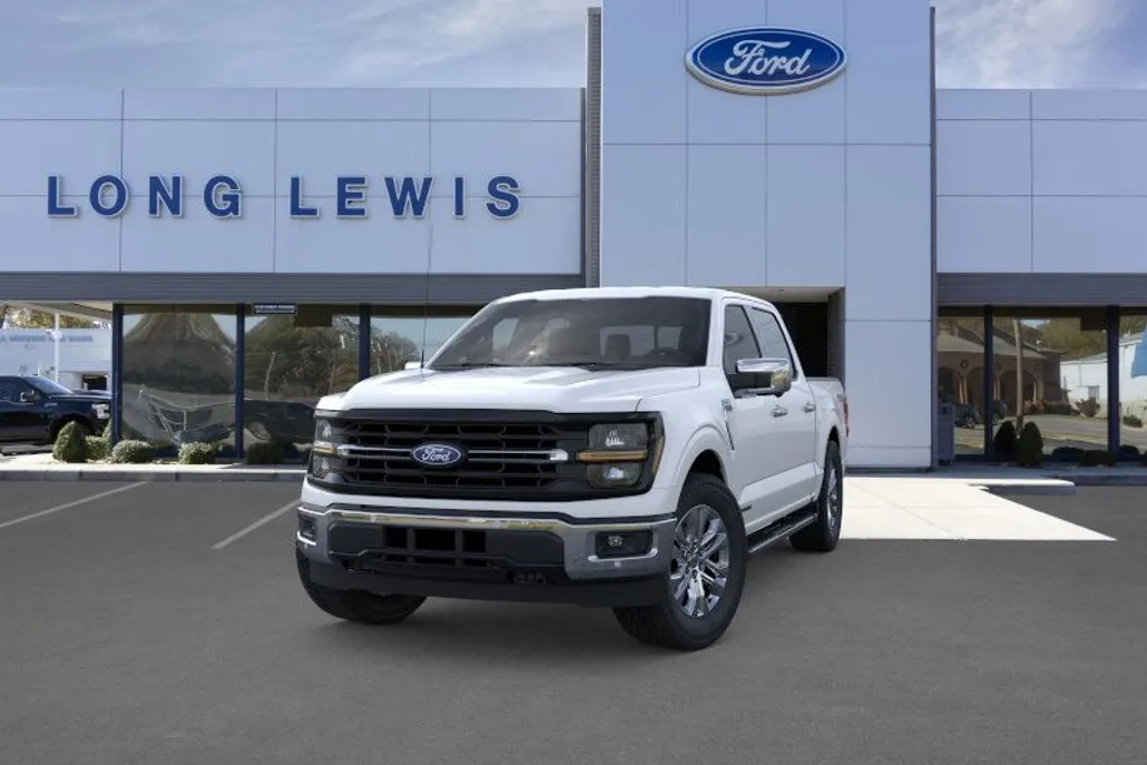 2025 Ford F-150 XLT photo 1