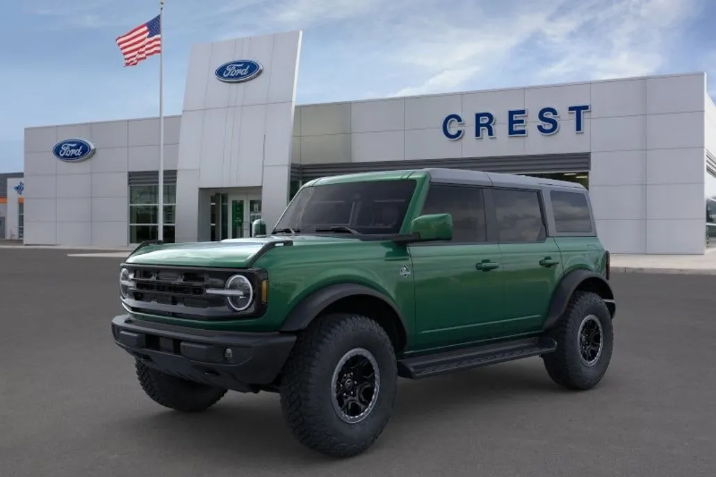 2025 Ford Bronco Outer Banks photo 1