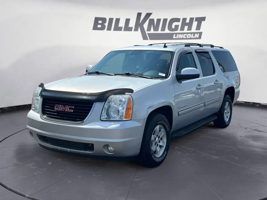 2010 Gmc Yukon XL SLT 1500 photo 1