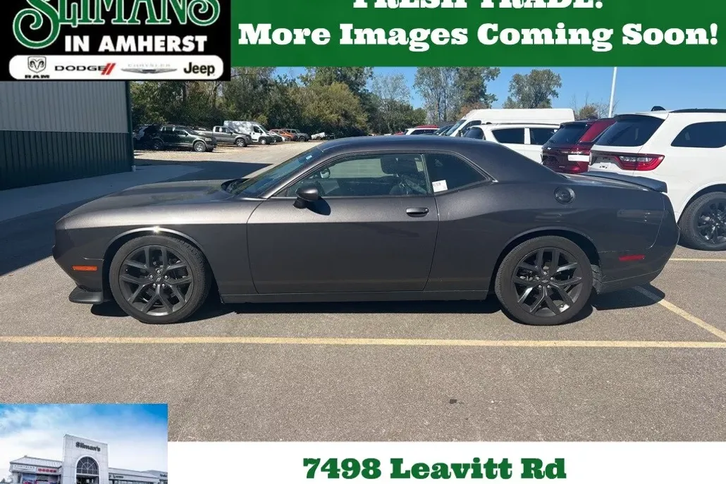 2022 Dodge Challenger GT photo 1
