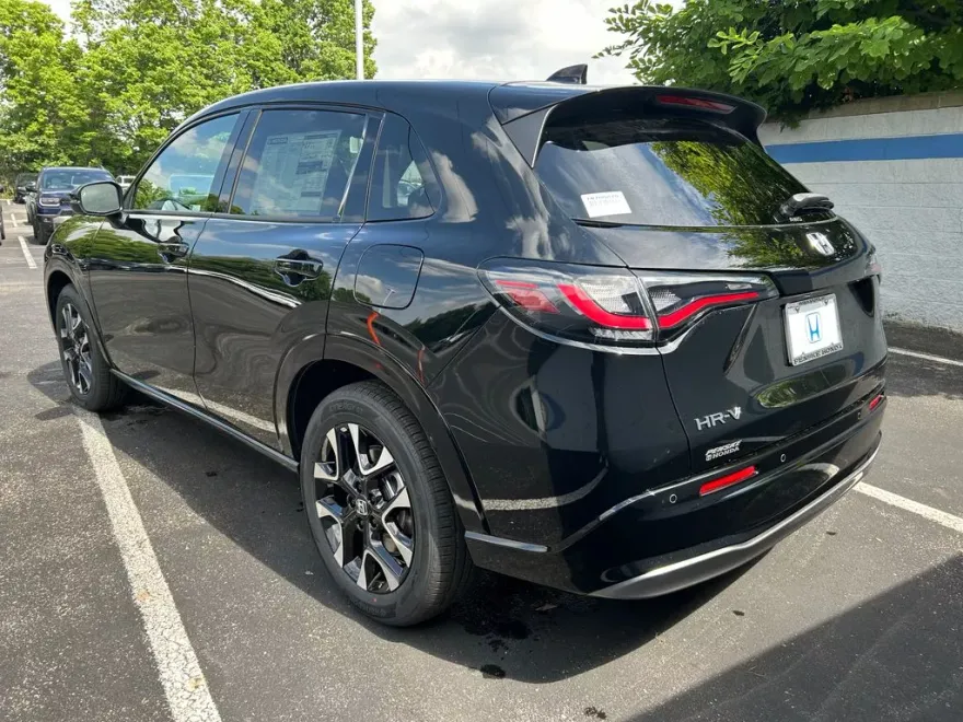 2026 Honda HR-V EX-L photo 1