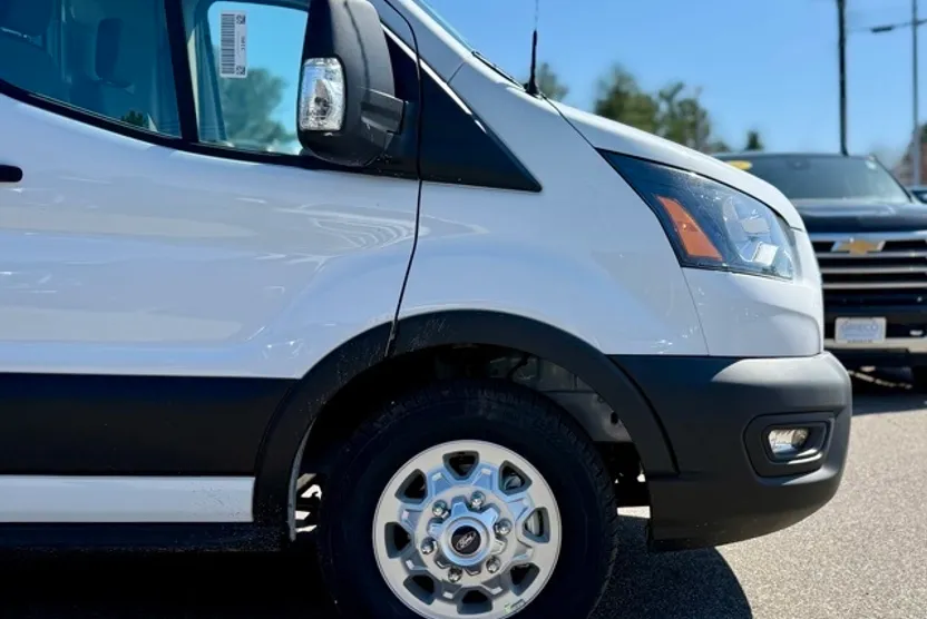 2025 Ford Transit Cargo Van photo 1