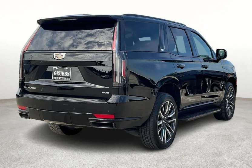 2024 Cadillac Escalade Sport photo 1